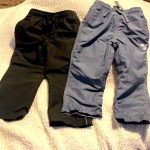 3T -  Gray and  Black Snow pants! Lined for warmth. Drawstring waist. 2 pair’